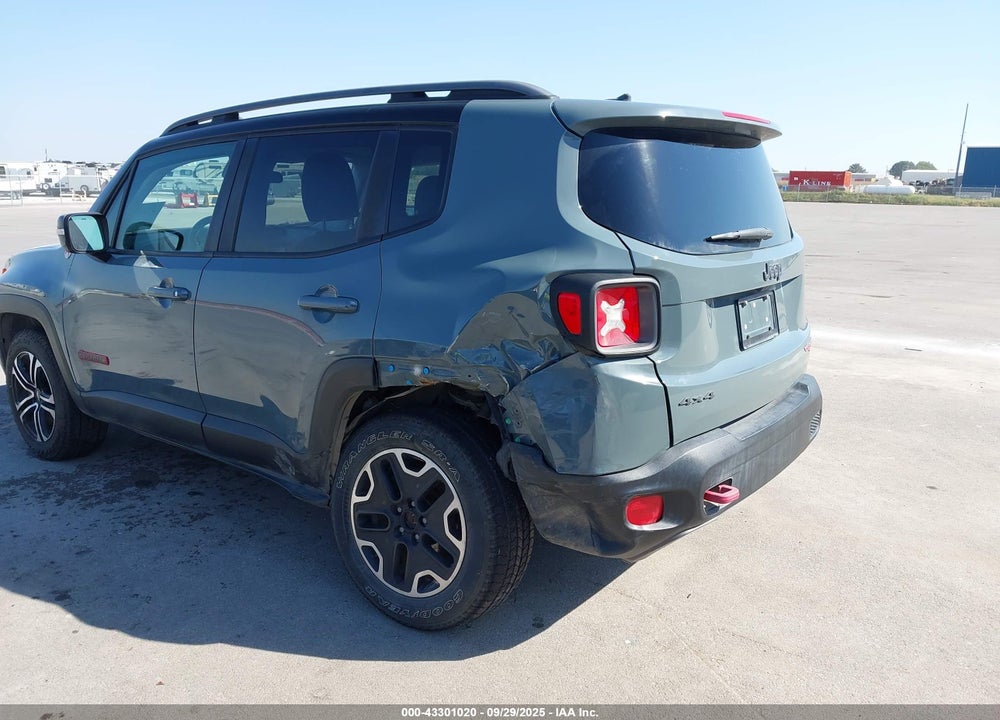 2015 JEEP RENEGADE VIN: ZACCJBCT5FPB96340