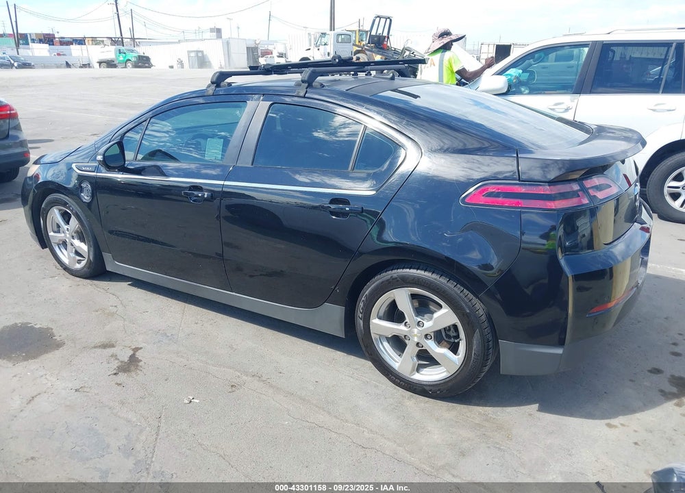 2012 CHEVROLET VOLT VIN: 1G1RD6E45CU102085