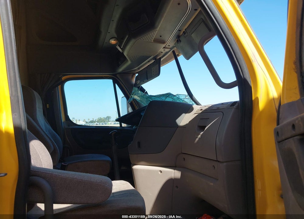 2013 FREIGHTLINER CASCADIA 125 VIN: 1FUJGLDR3DSBU5579