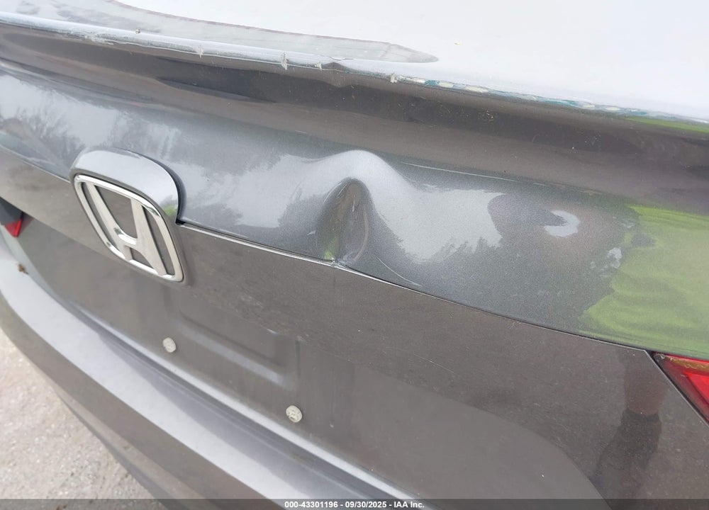 2021 HONDA ACCORD VIN: 1HGCV1F19MA063152