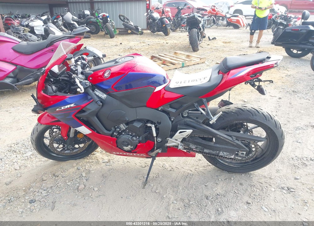2024 HONDA CBR1000 RA VIN: JH2SC7755RK700096