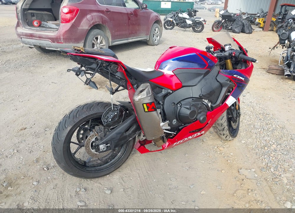 2024 HONDA CBR1000 RA VIN: JH2SC7755RK700096