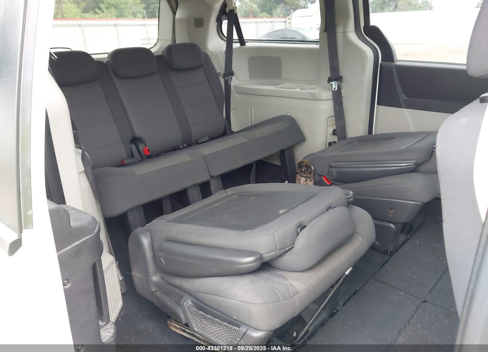 2008 DODGE GRAND CARAVAN VIN: 1D8HN54P18B178770