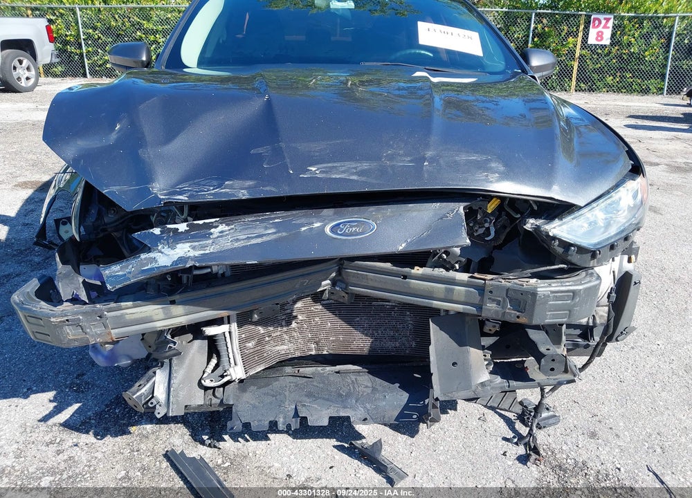 2017 FORD FUSION VIN: 3FA6P0G7XHR304334
