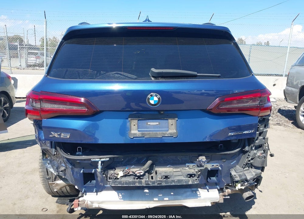 2021 BMW X5 VIN: 5UXCR4C03M9F44176