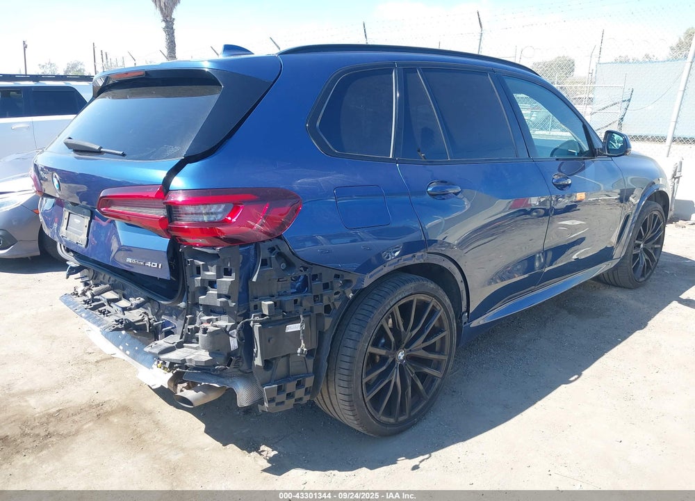 2021 BMW X5 VIN: 5UXCR4C03M9F44176