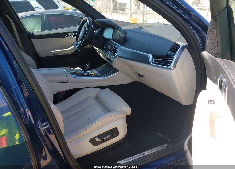 2021 BMW X5 VIN: 5UXCR4C03M9F44176