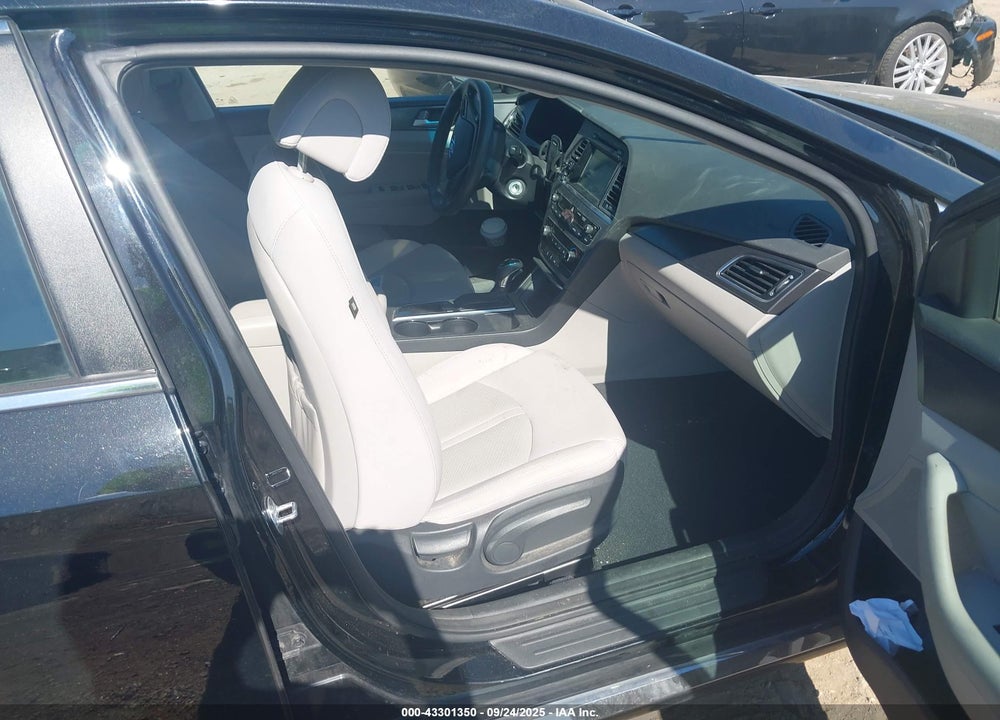 2016 HYUNDAI SONATA SPORT VIN: 5NPE34AF6GH298977