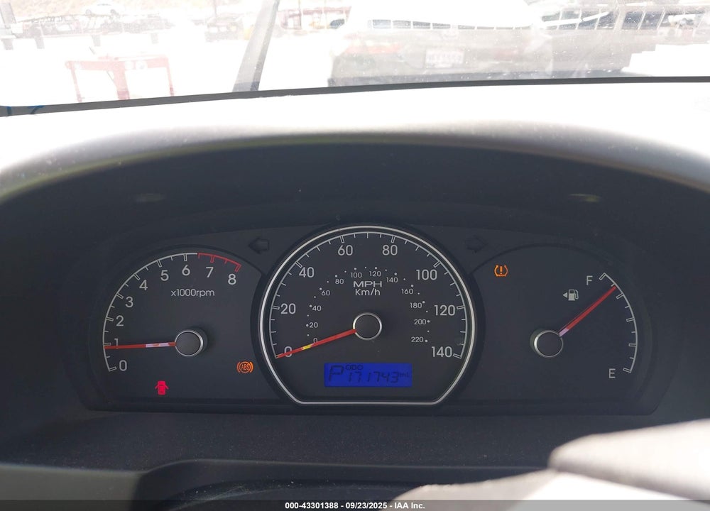 2010 HYUNDAI ELANTRA VIN: KMHDU4AD9AU180440