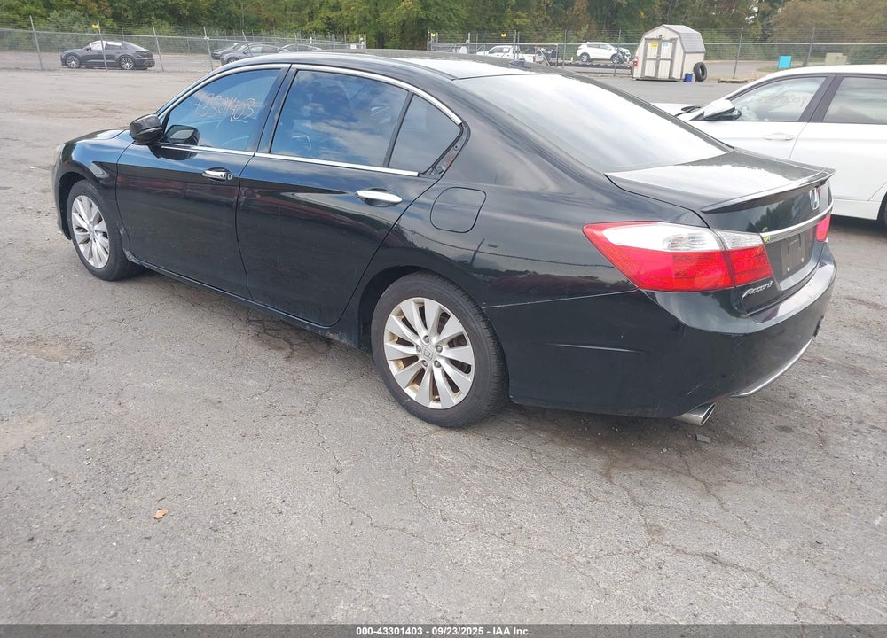 2014 HONDA ACCORD VIN: 1HGCR3F88EA009596
