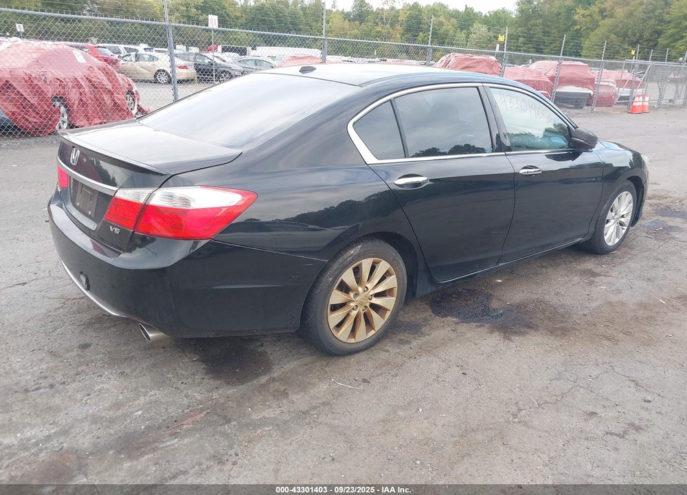 2014 HONDA ACCORD VIN: 1HGCR3F88EA009596