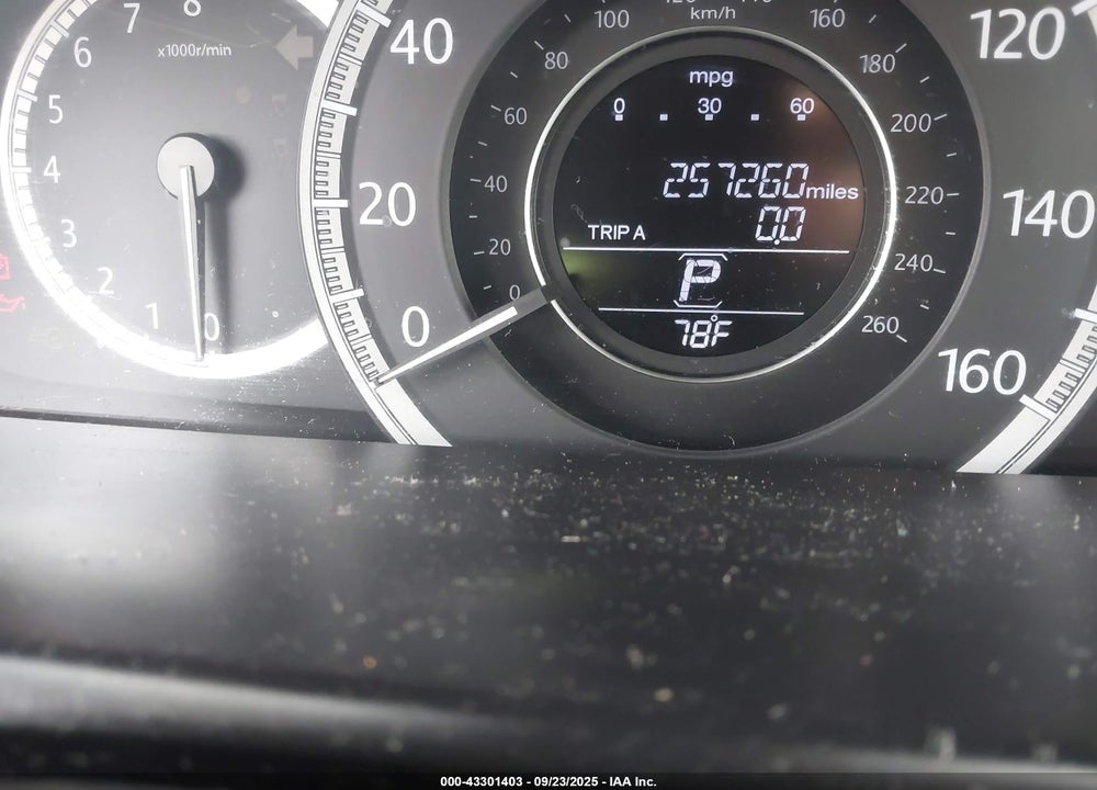 2014 HONDA ACCORD VIN: 1HGCR3F88EA009596