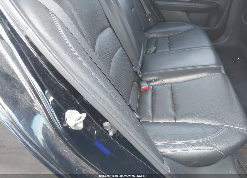 2014 HONDA ACCORD VIN: 1HGCR3F88EA009596