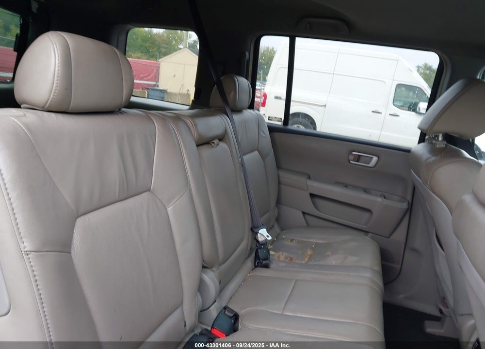 2009 HONDA PILOT EX-L VIN: 5FNYF48579B037117