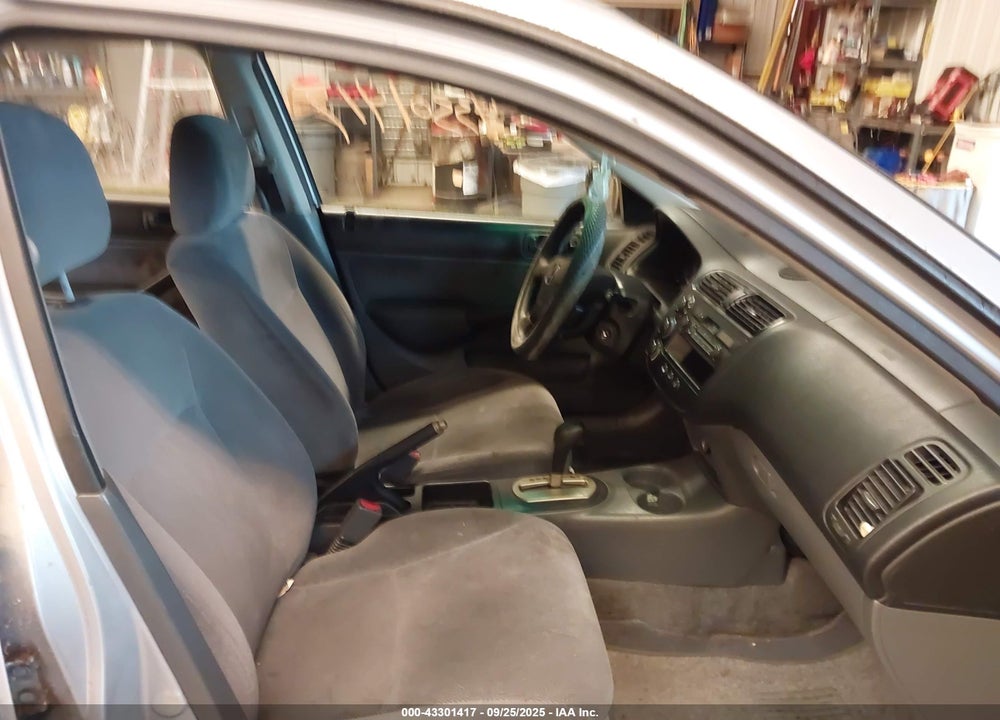 2001 HONDA CIVIC LX VIN: 2HGES16511H522207