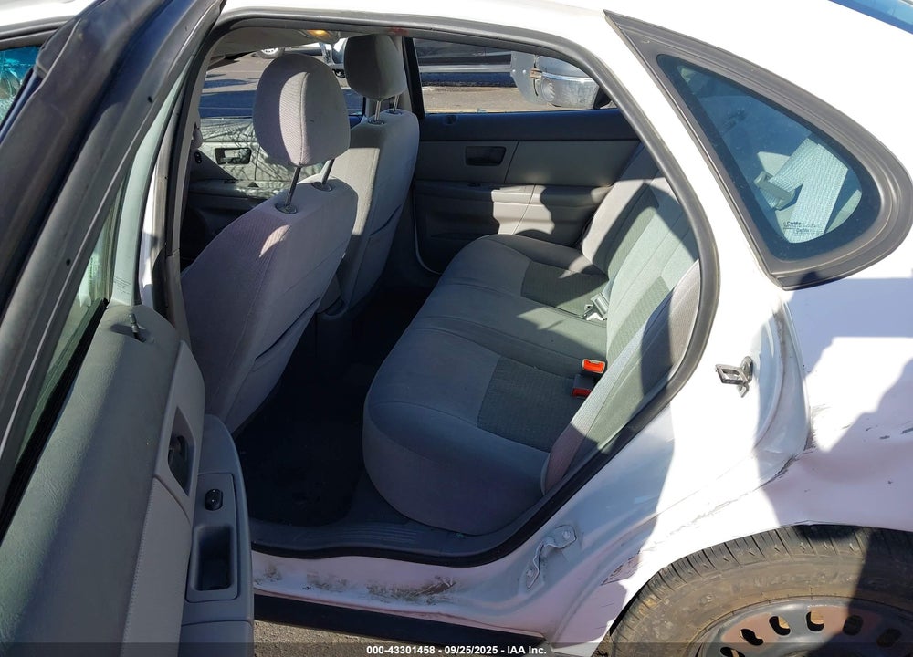 2007 FORD TAURUS SE VIN: 1FAFP53U57A124647