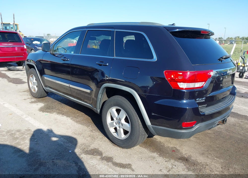 2011 JEEP GRAND CHEROKEE VIN: 1J4RR4GG4BC655586