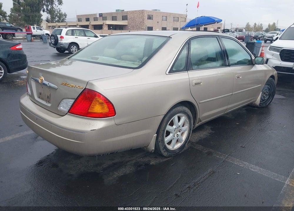 2000 TOYOTA AVALON XLS VIN: 4T1BF28B6YU017488