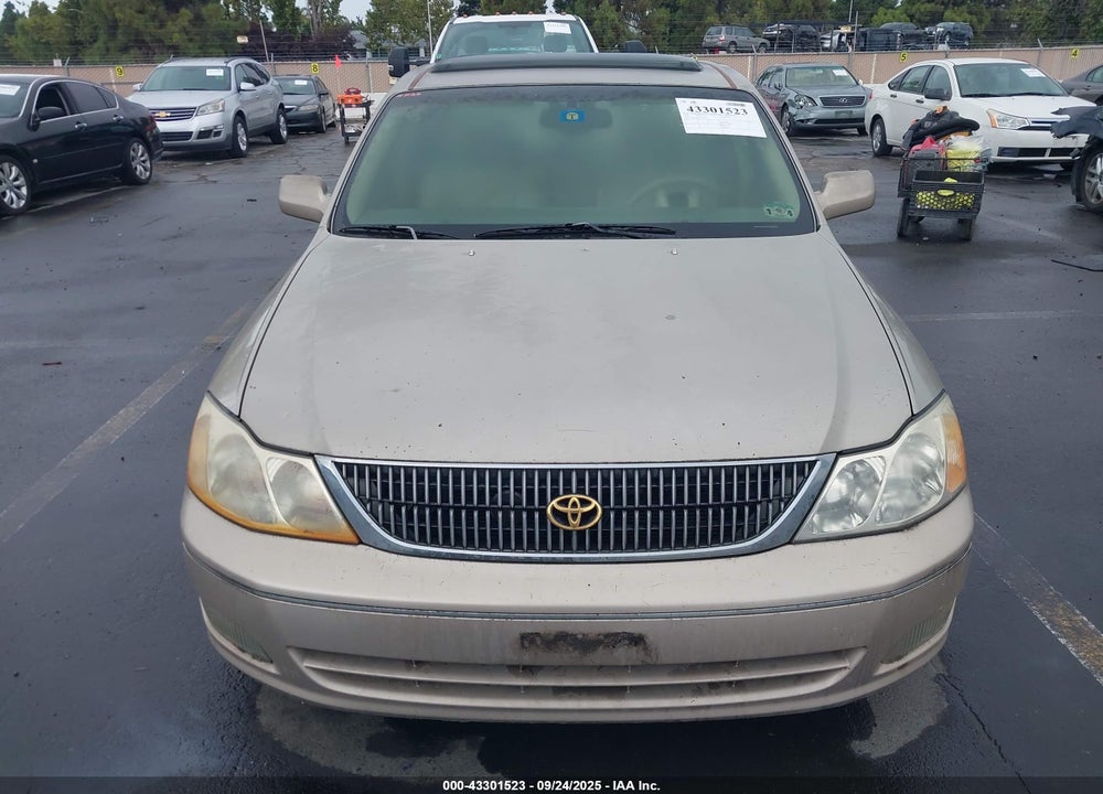 2000 TOYOTA AVALON XLS VIN: 4T1BF28B6YU017488