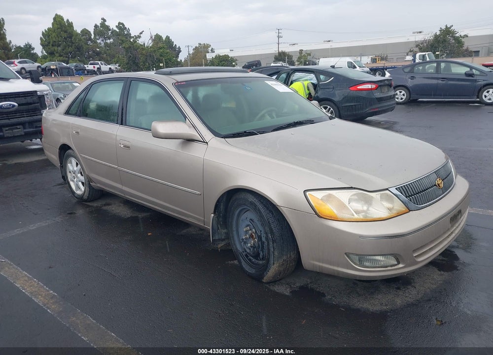 2000 TOYOTA AVALON XLS VIN: 4T1BF28B6YU017488