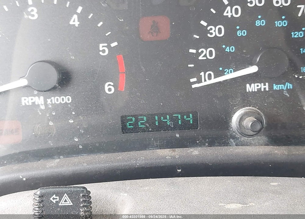 1999 JEEP WRANGLER SPORT VIN: 1J4FY19S5XP405523