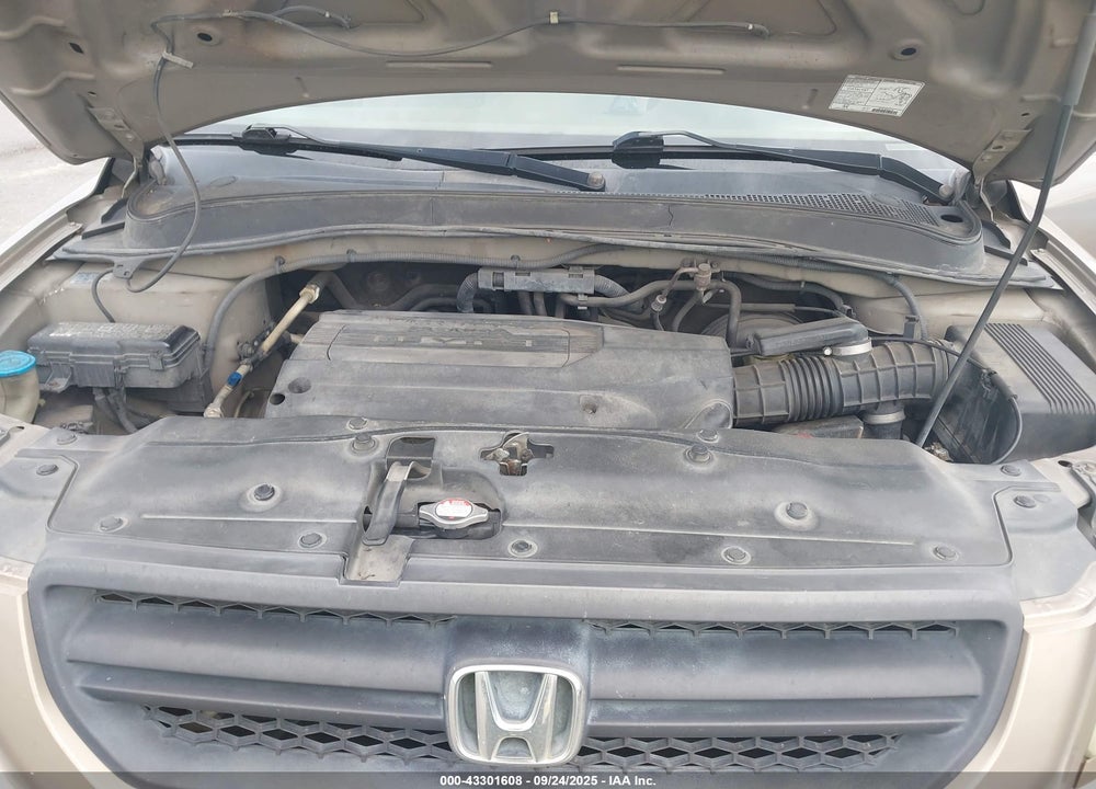 2003 HONDA PILOT EX VIN: 2HKYF18493H602580