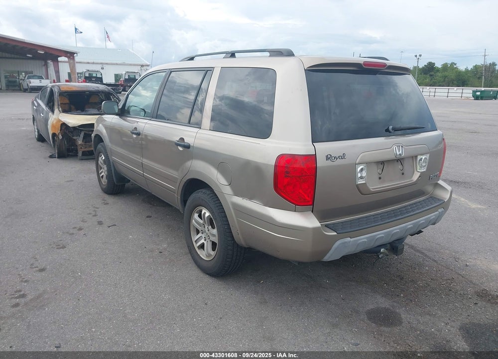 2003 HONDA PILOT EX VIN: 2HKYF18493H602580