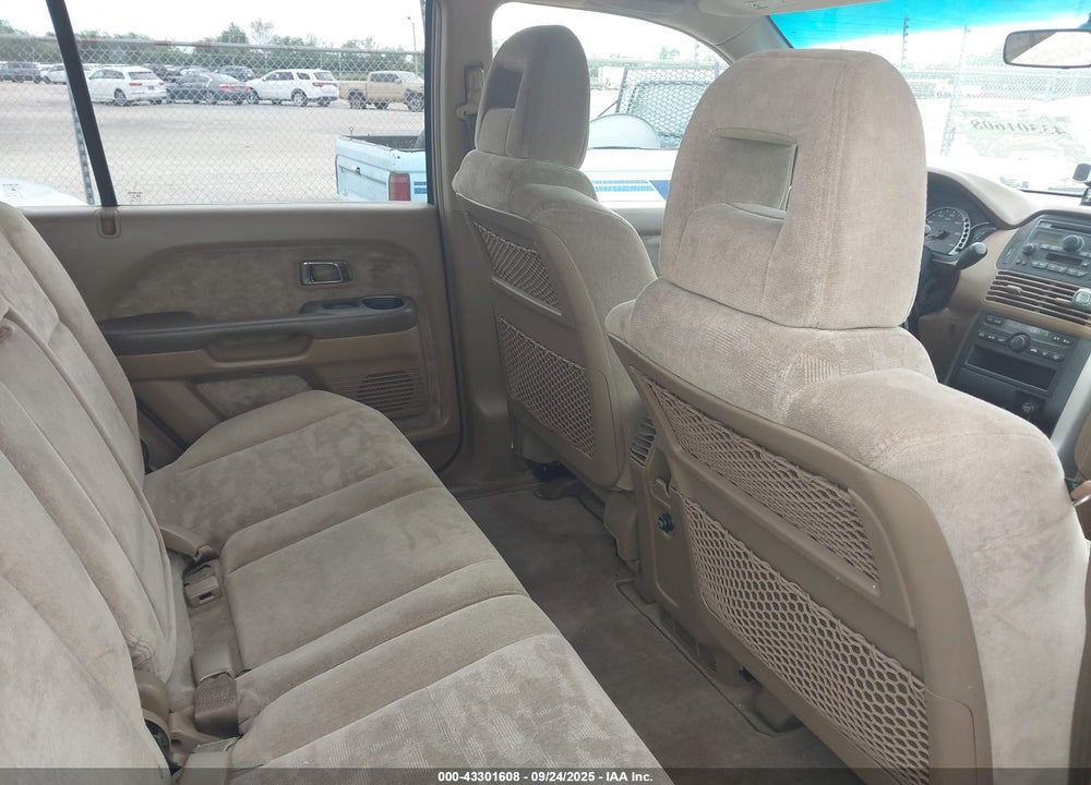 2003 HONDA PILOT EX VIN: 2HKYF18493H602580