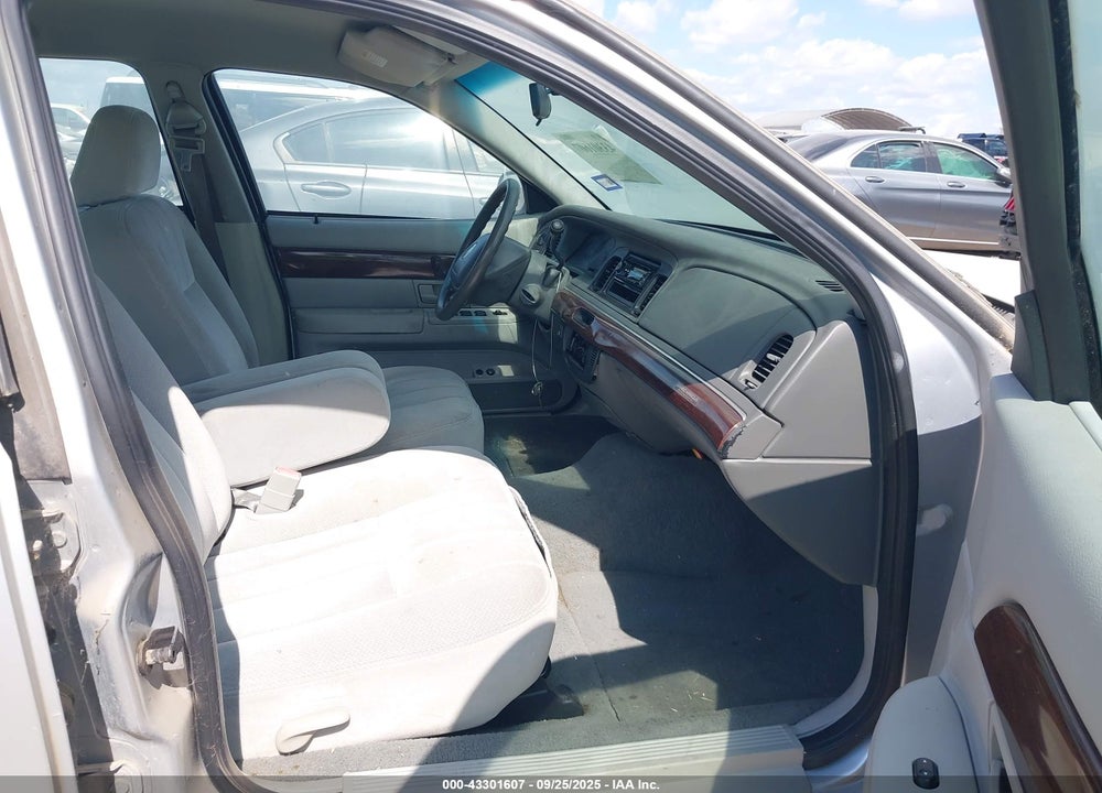 2003 MERCURY GRAND MARQUIS GS VIN: 2MEFM74W23X605826