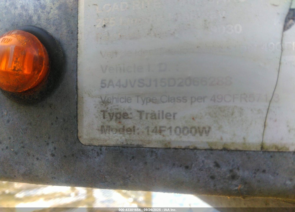2012 PELICAN 10 FT VIN: ZEP88270D212