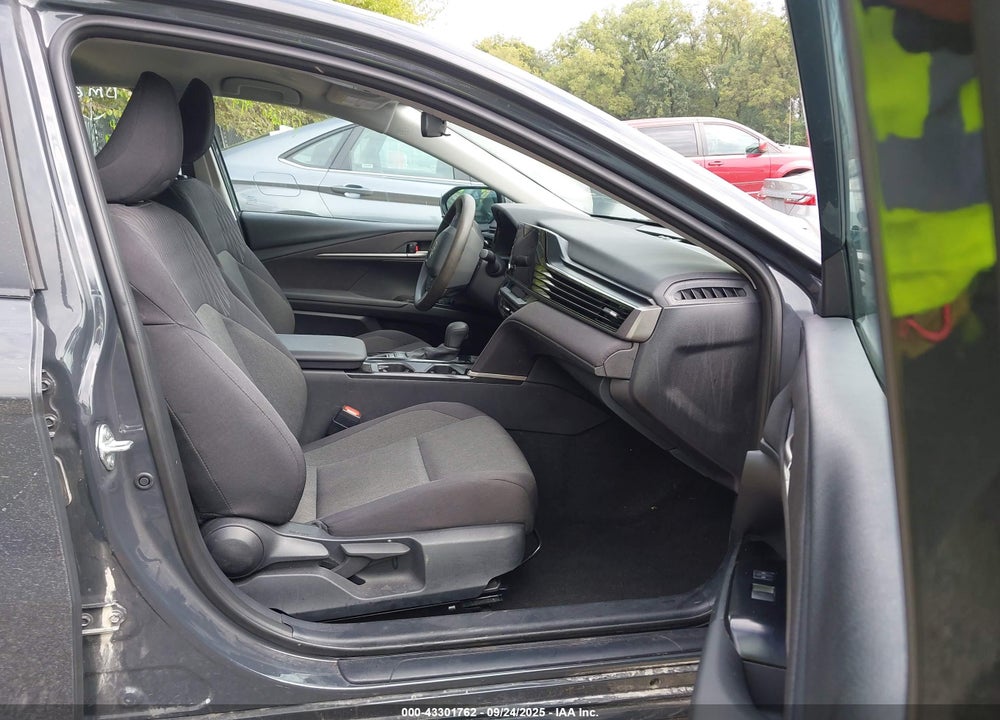 2025 TOYOTA CAMRY VIN: 4T1DAACK2SU114641
