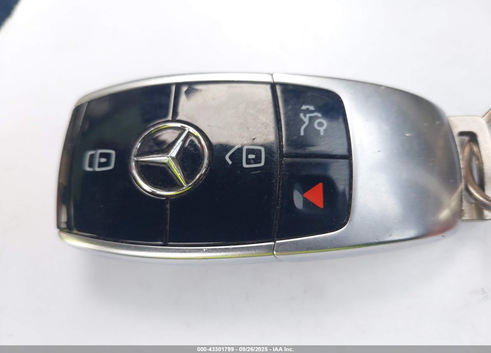 2019 MERCEDES-BENZ E 300 VIN: WDDZF4JB0KA583668