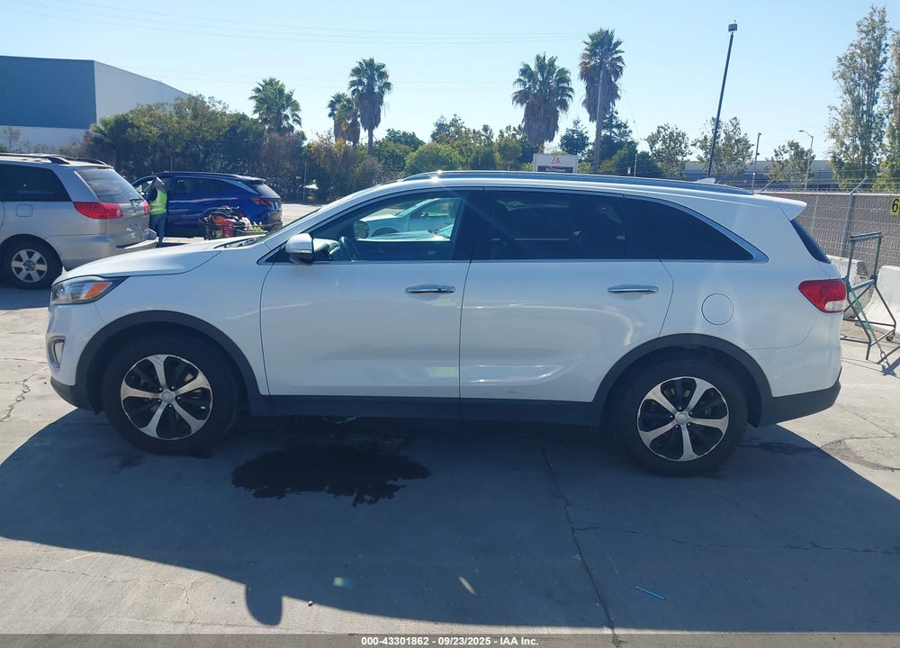 2018 KIA SORENTO VIN: 5XYPH4A54JG364068