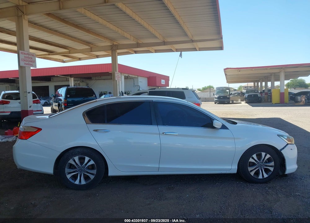 2015 HONDA ACCORD VIN: 1HGCR2F35FA177566