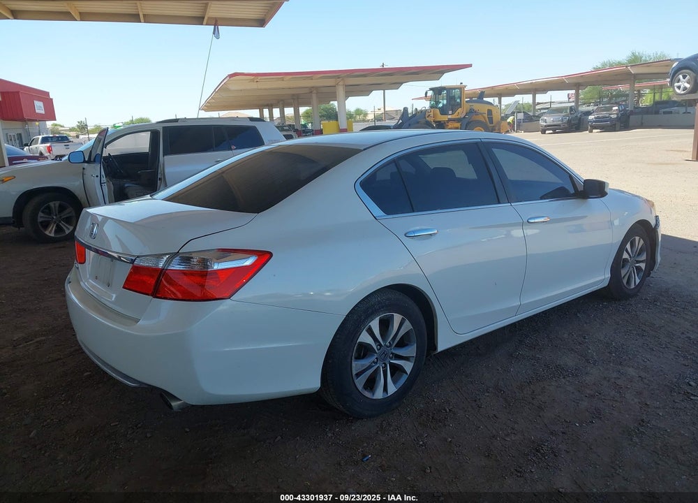 2015 HONDA ACCORD VIN: 1HGCR2F35FA177566