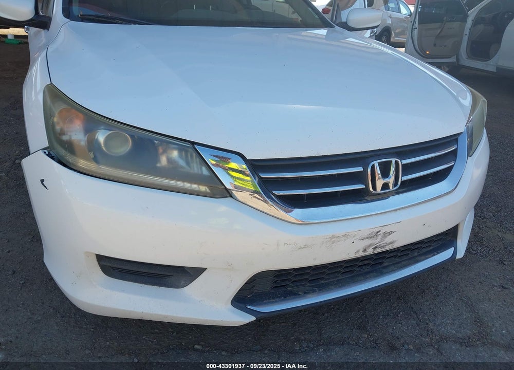 2015 HONDA ACCORD VIN: 1HGCR2F35FA177566