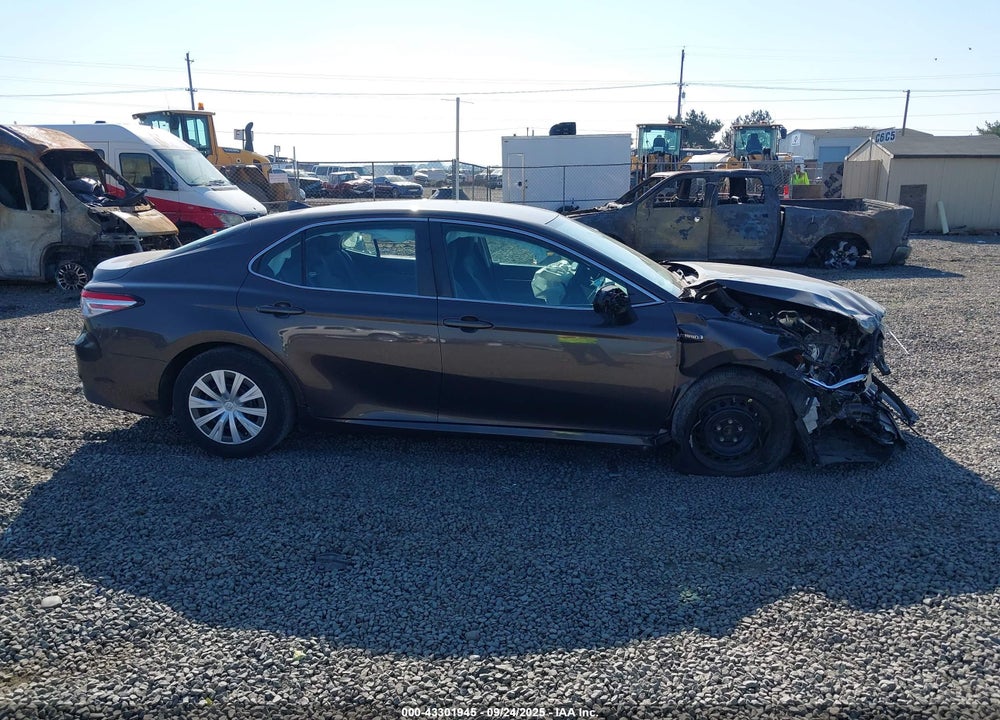 2020 TOYOTA CAMRY LE HYBRID VIN: 4T1C31AK9LU520765