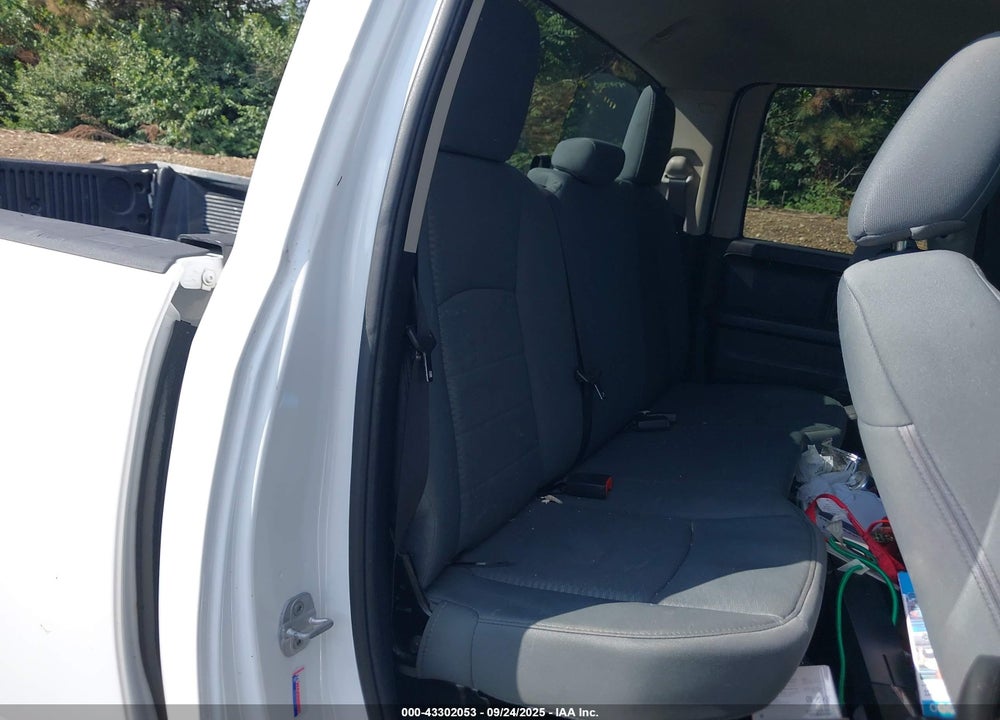 2014 RAM 1500 VIN: 1C6RR6FG5ES159944