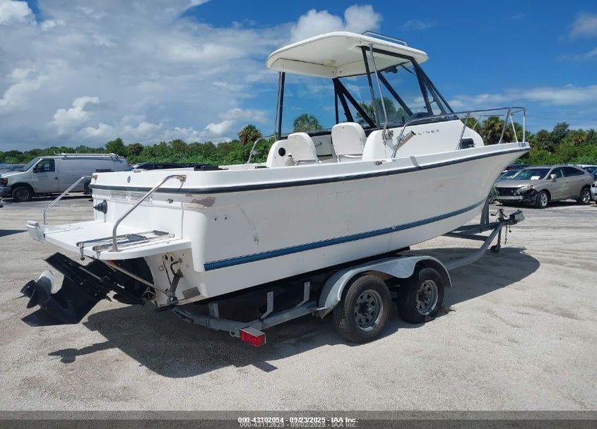 1999 BAYLINER TROPHY 21' W TRAILER VIN: BL3B35FDE999