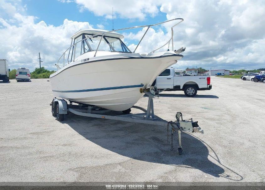 1999 BAYLINER TROPHY 21' W TRAILER VIN: BL3B35FDE999