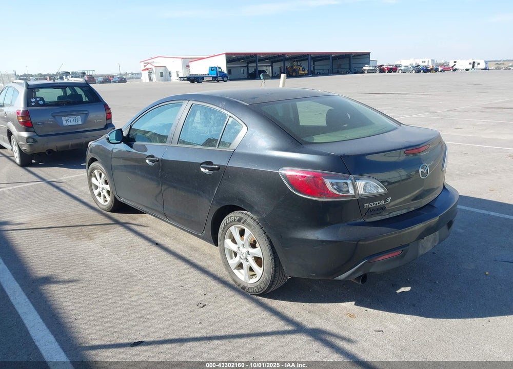 2011 MAZDA 3 VIN: JM1BL1VF3B1370309