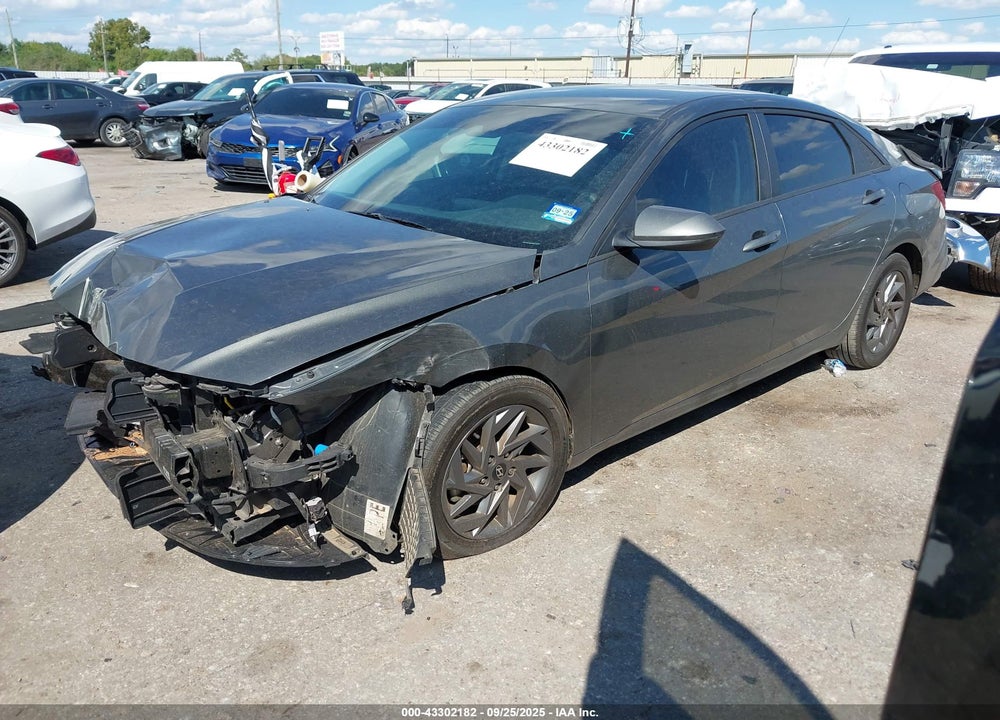2024 HYUNDAI ELANTRA SEL VIN: KMHLM4DG3RU638860