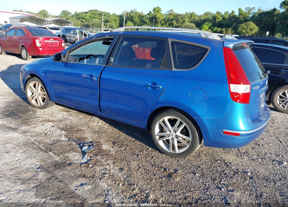 2011 HYUNDAI ELANTRA VIN: KMHDC8AE7BU121438