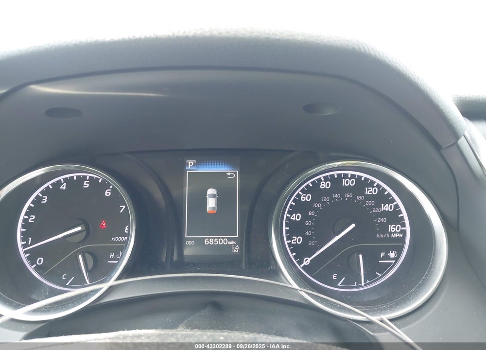 2019 TOYOTA CAMRY VIN: 4T1B11HK8KU757558