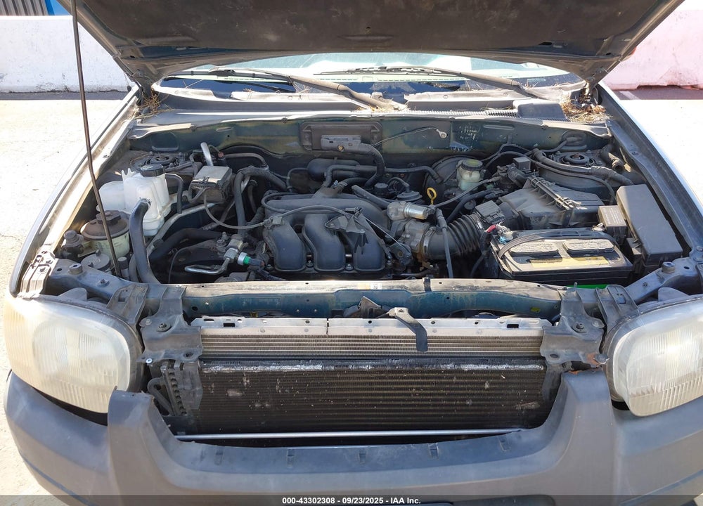 2001 FORD ESCAPE XLT VIN: 1FMYU03141KF10476
