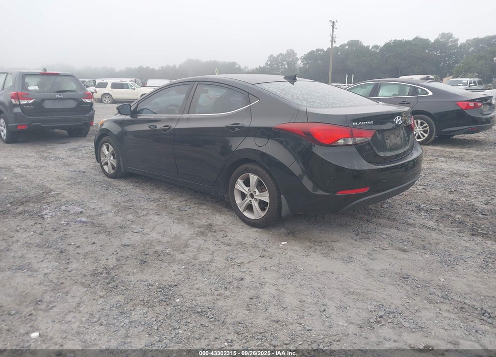 2016 HYUNDAI ELANTRA VIN: 5NPDH4AE9GH731874