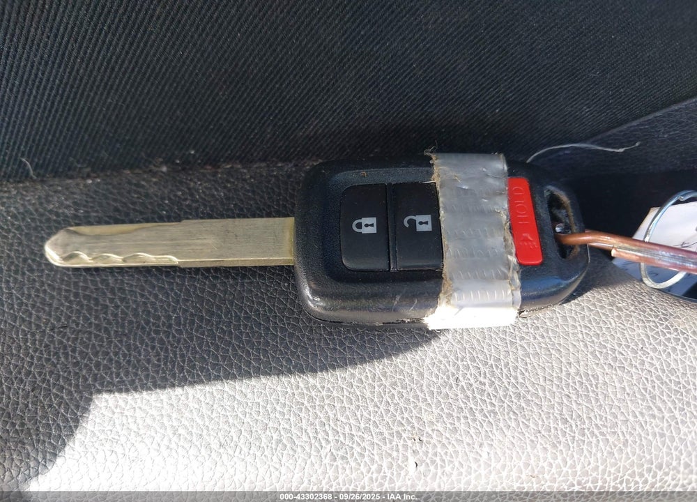 2015 HONDA FIT LX VIN: 3HGGK5H51FM735406