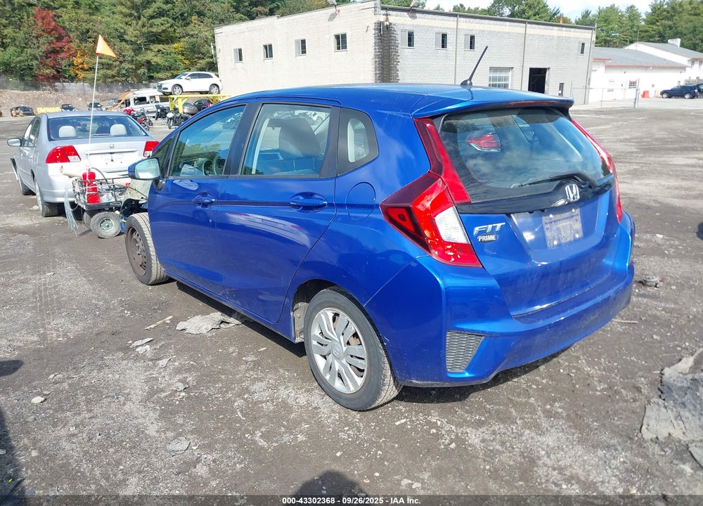 2015 HONDA FIT LX VIN: 3HGGK5H51FM735406