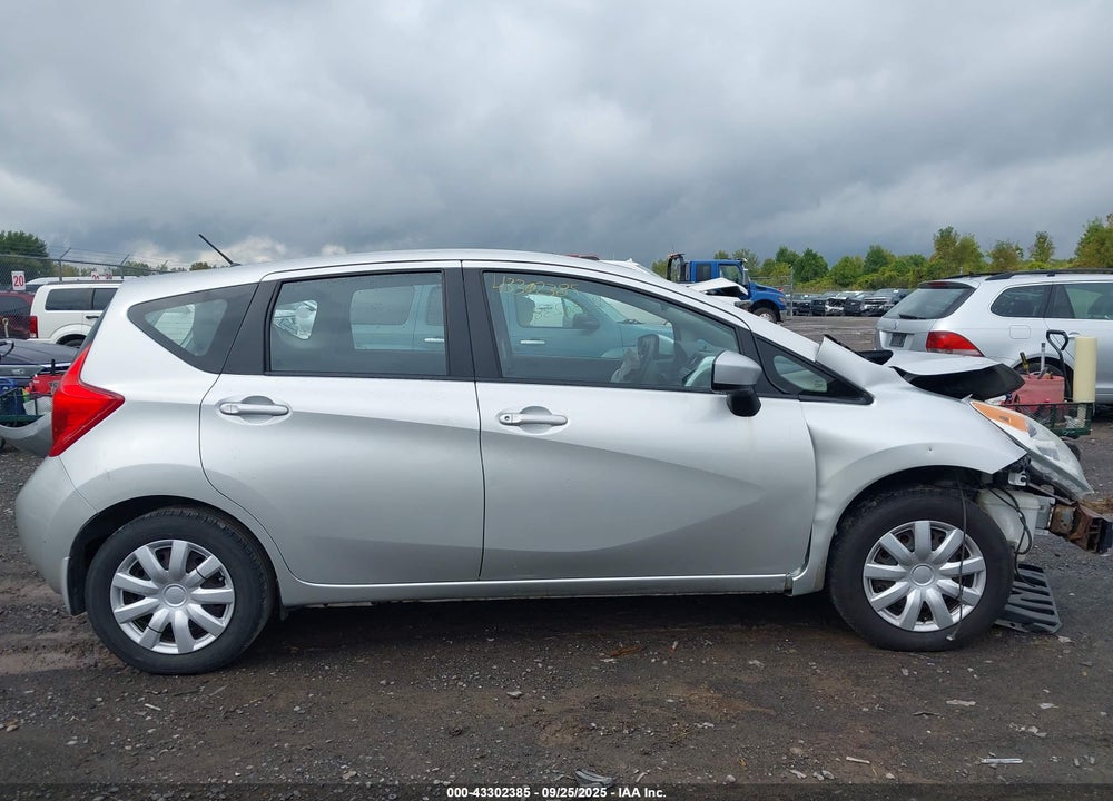 2015 NISSAN VERSA NOTE VIN: 3N1CE2CP0FL427812