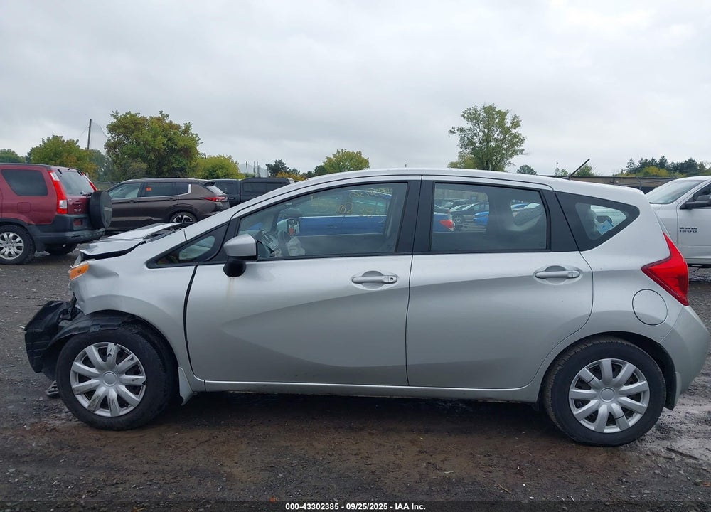 2015 NISSAN VERSA NOTE VIN: 3N1CE2CP0FL427812